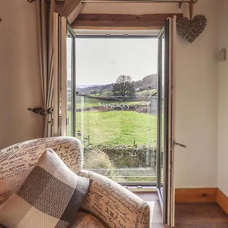 Holiday home Haystacks *